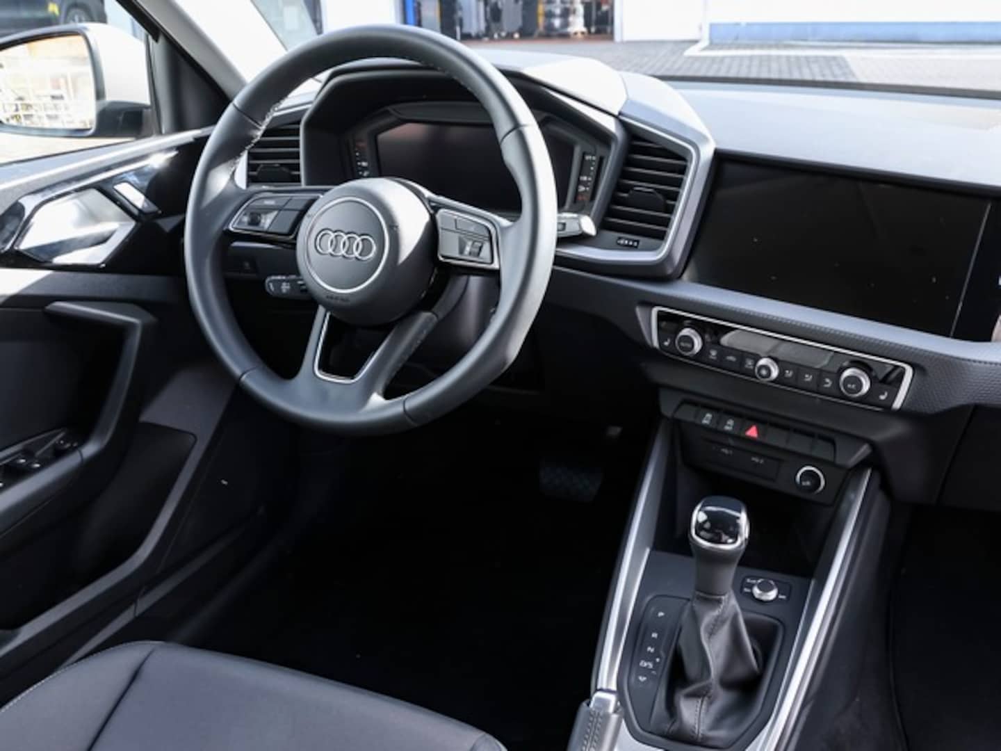 Bild über Audi A1 Sportback advanced 35 TFSI S tronic - für weitere Informationen kontaktieren Sie den Audi Partner