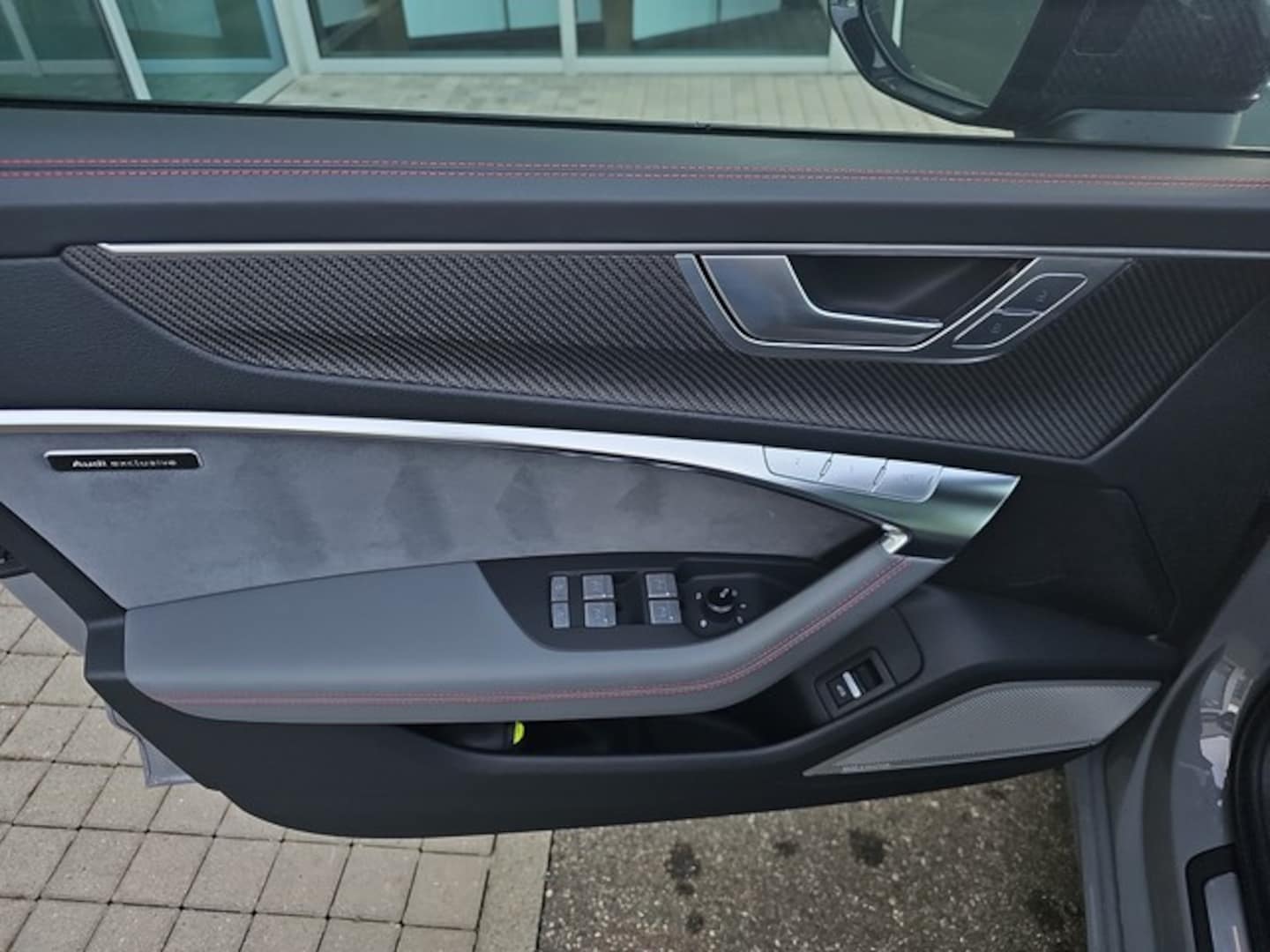 Bild über Audi S6 Limousine TDI quattro tiptronic - für weitere Informationen kontaktieren Sie den Audi Partner