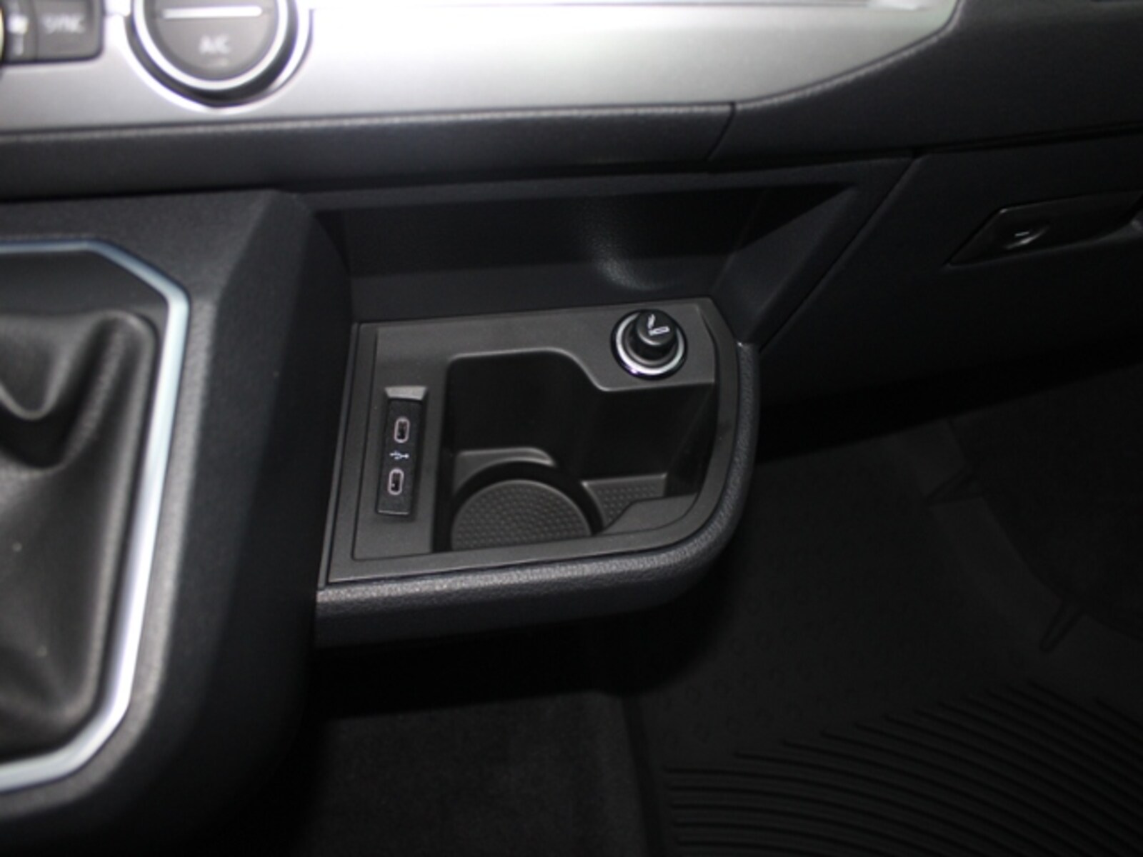 Volkswagen T6.1 California – Bild 18