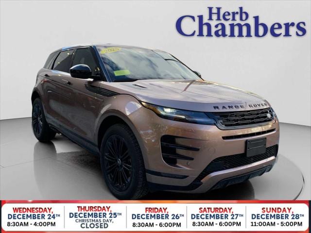 2025 Land Rover Range Rover Evoque Dynamic SE's photo
