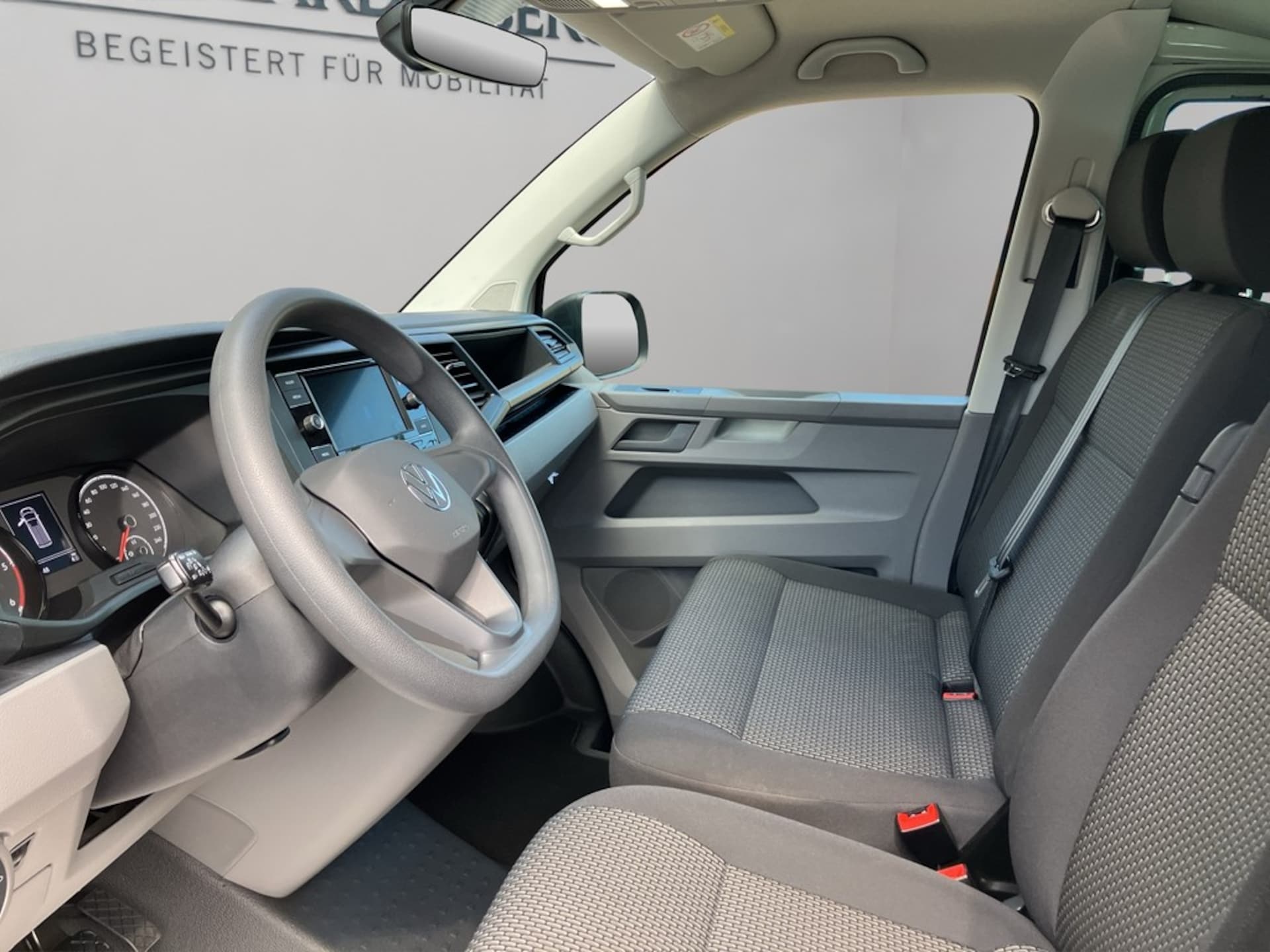 Volkswagen T6.1 Transporter Kombi kurzer Radstand