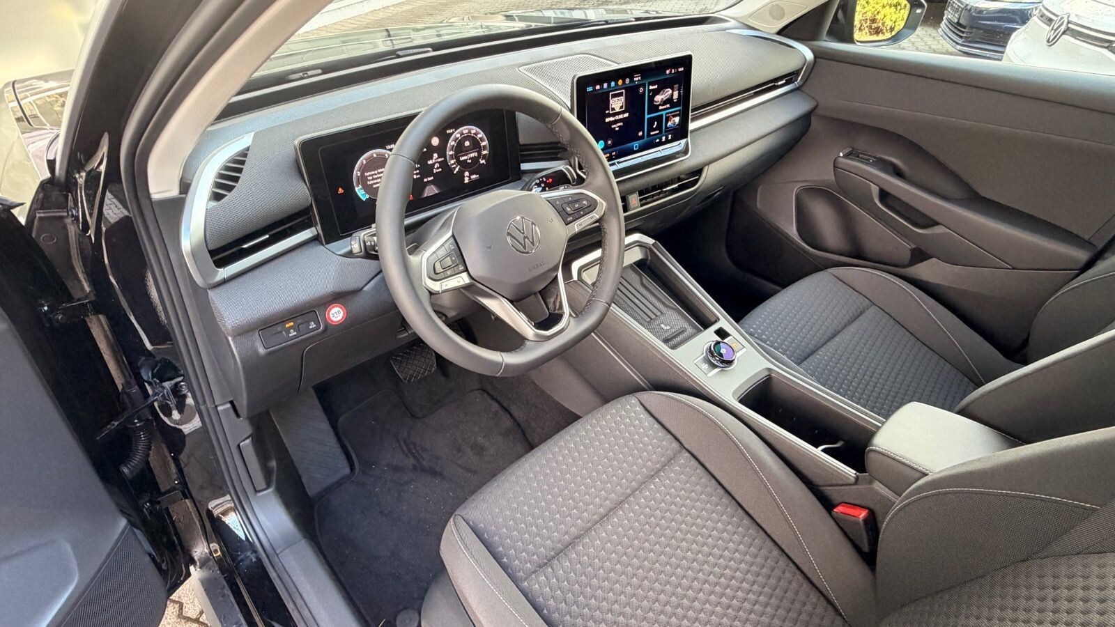 Volkswagen T-Roc – Bild 11