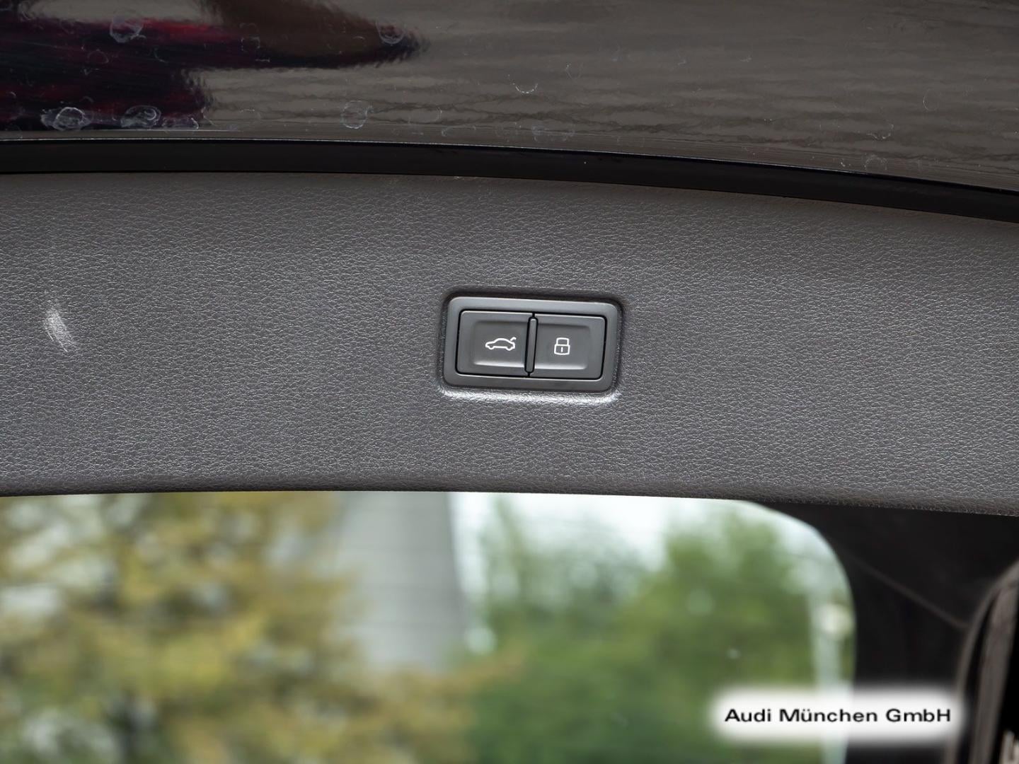 Bild über Audi Q5 Sportback 40 TFSI quattro S tronic - für weitere Informationen kontaktieren Sie den Audi Partner