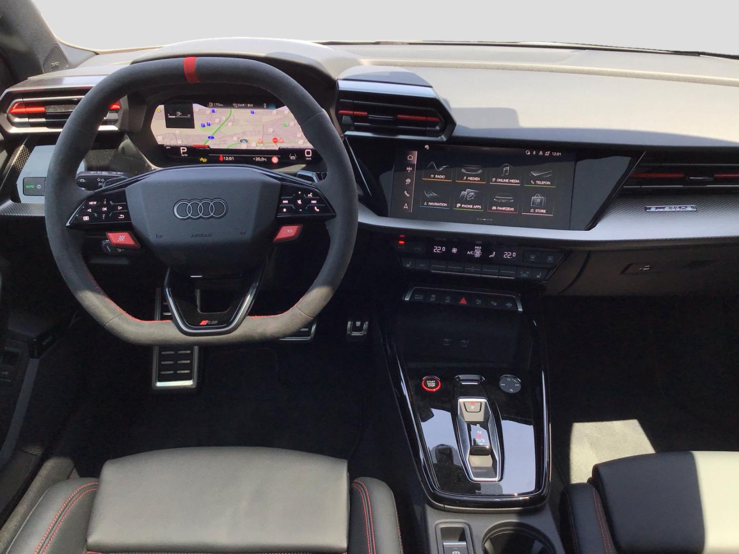 Image about Audi RS 3 Limousine TFSI quattro S tronic