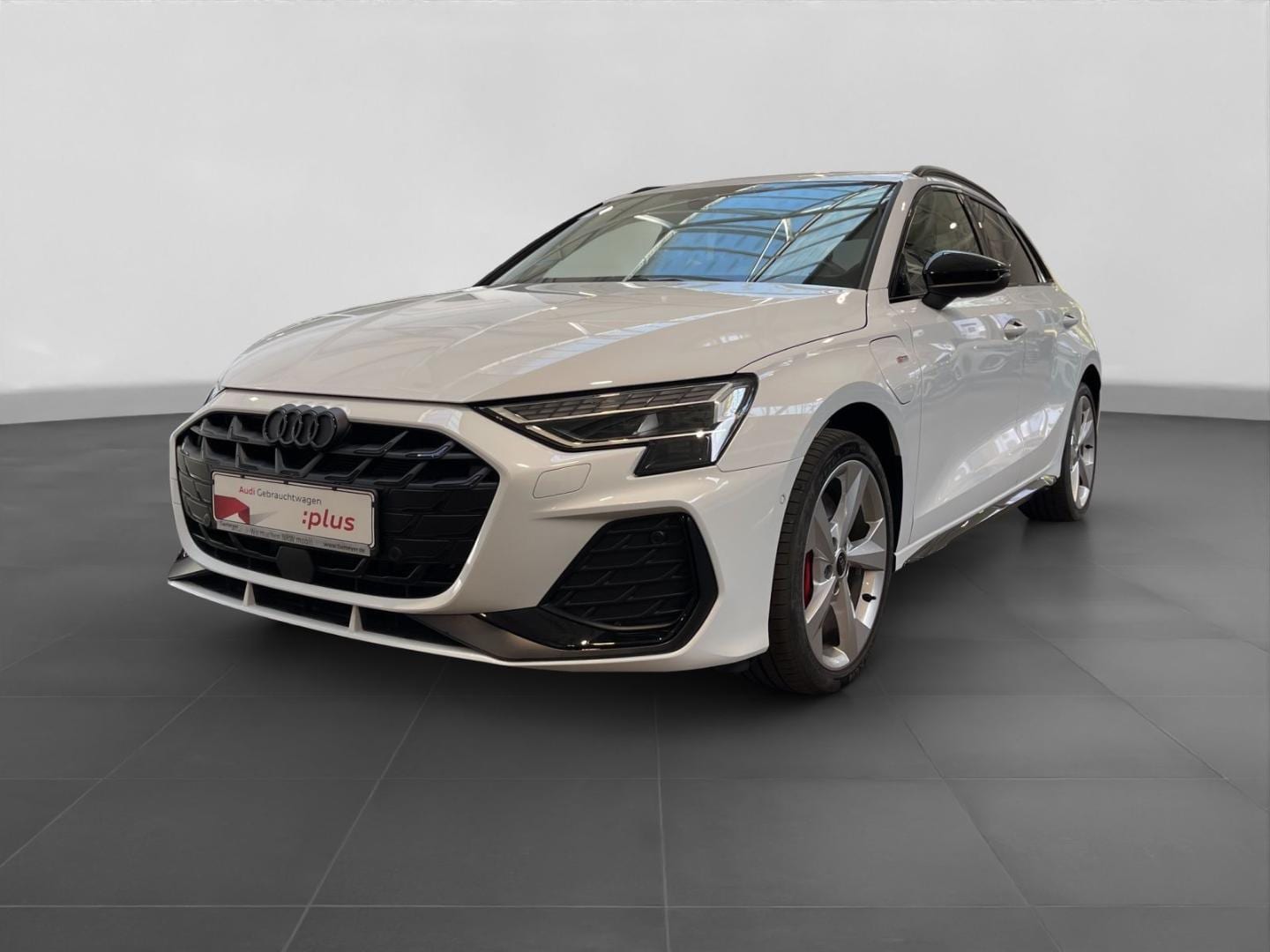 Bild über Audi A3 Sportback TFSI e S line 45 TFSI e S tronic - für weitere Informationen kontaktieren Sie den Audi Partner