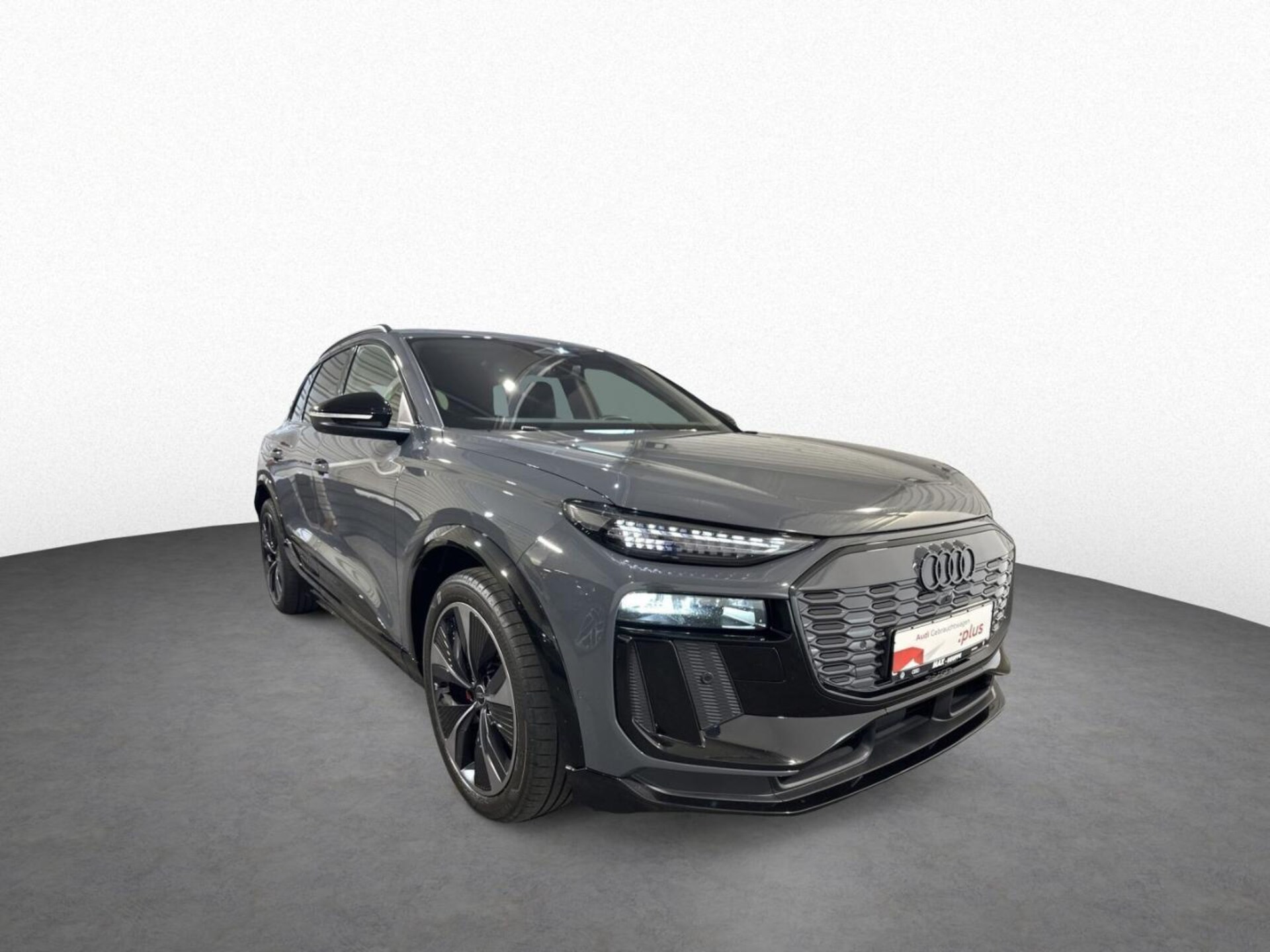 Audi Q6 SUV e-tron