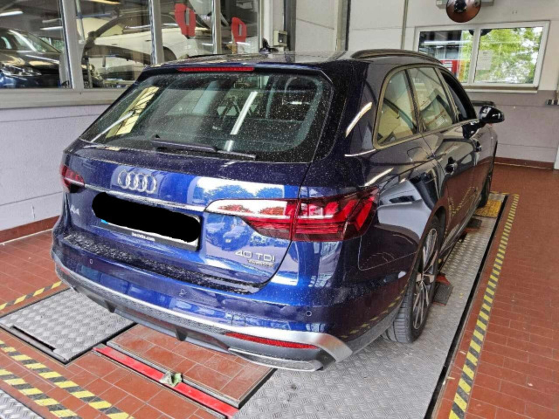 Audi A4 Avant S line