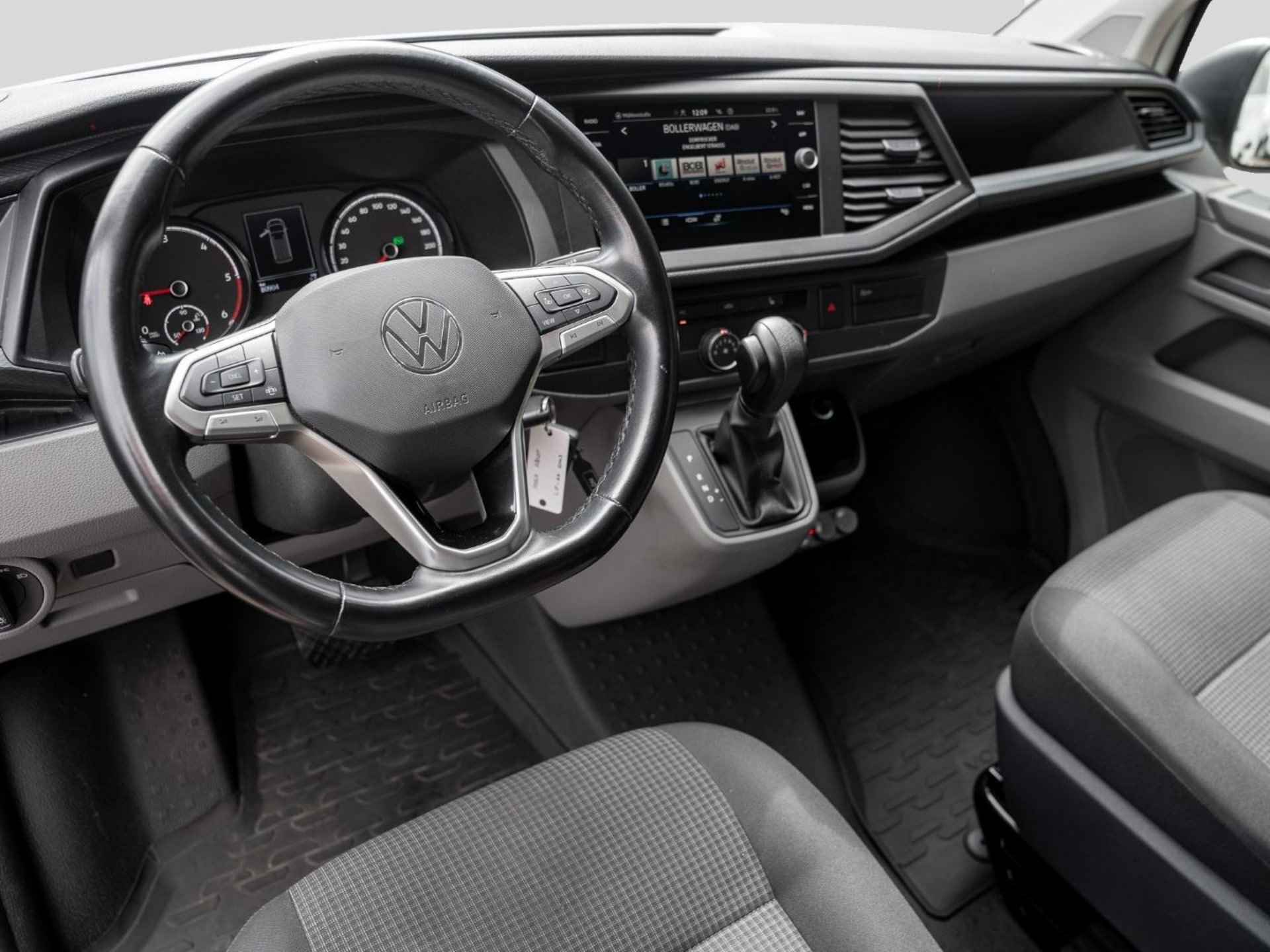 Volkswagen T6.1 Transporter Kasten langer Radstand