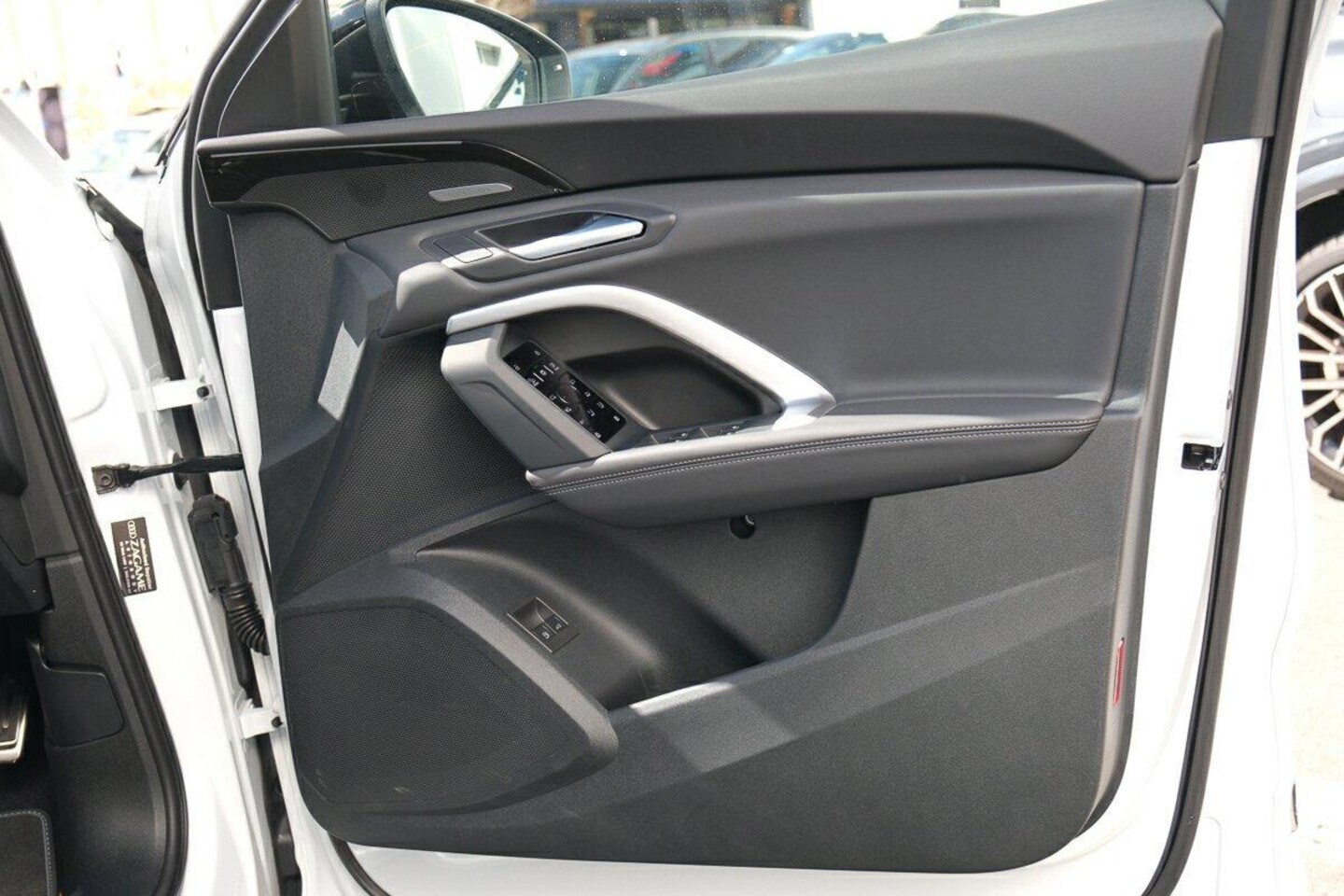 Image about Audi Q5 Sportback e-hybrid quattro S tronic