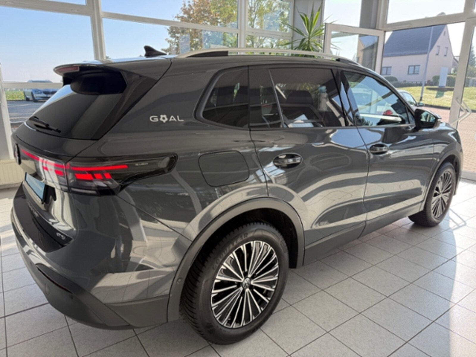 Volkswagen Tiguan – Bild 6