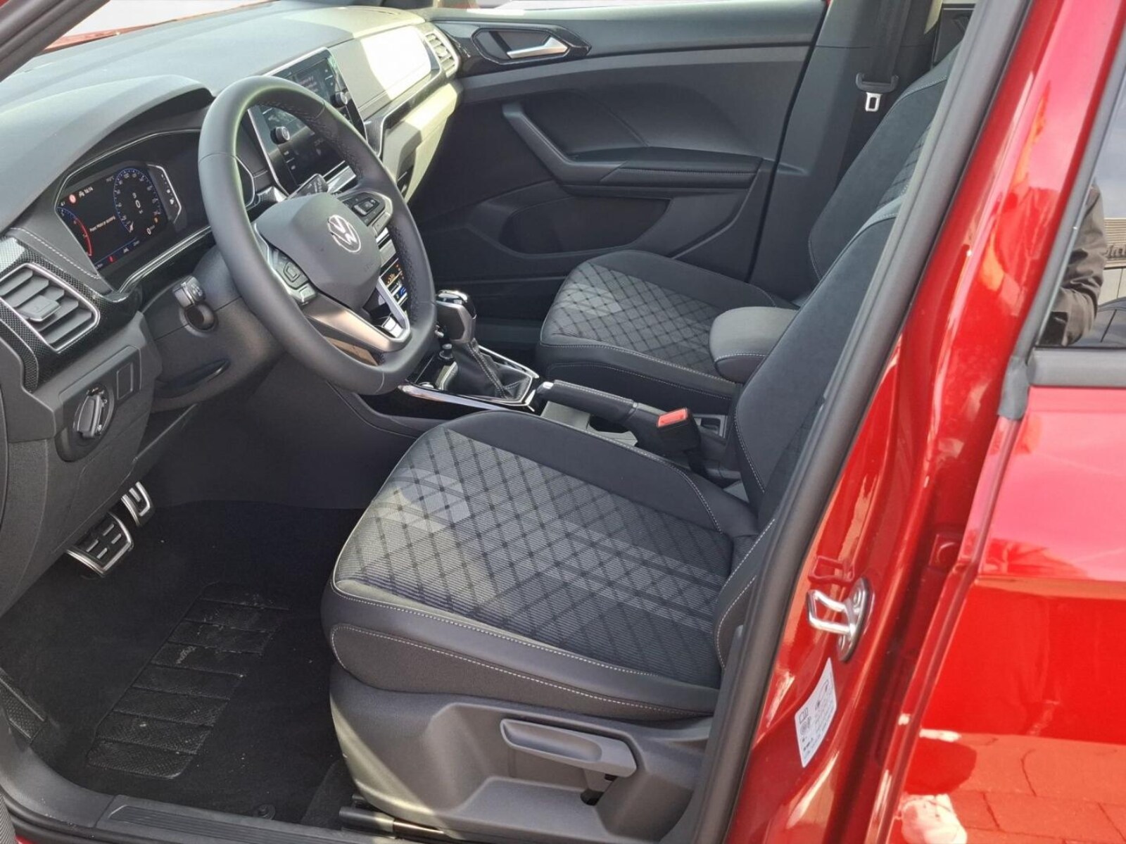 Volkswagen T-Cross – Bild 2
