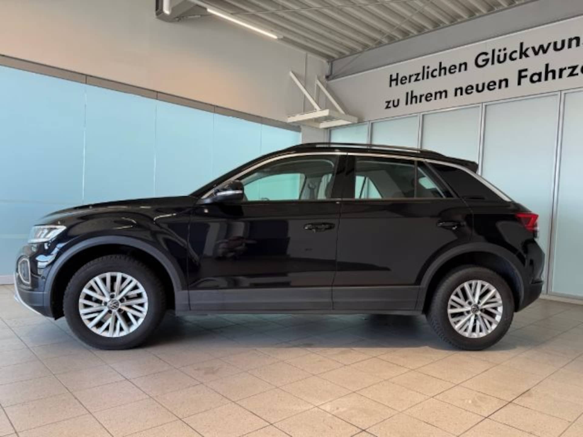 Volkswagen T-Roc Life