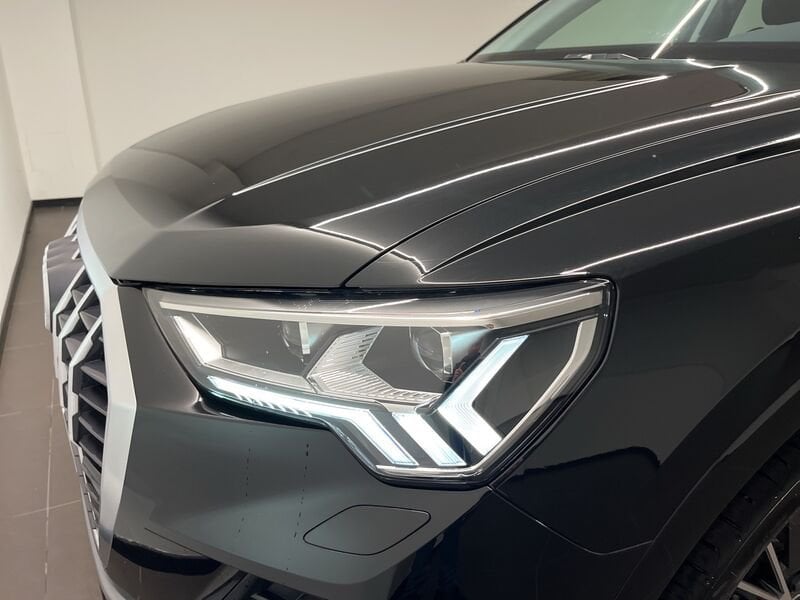 Immagine di Audi Q3 TFSI e S line edition 45 TFSI e 180 kW (245 CV) S tronic - Vista: for more details contact your dealer