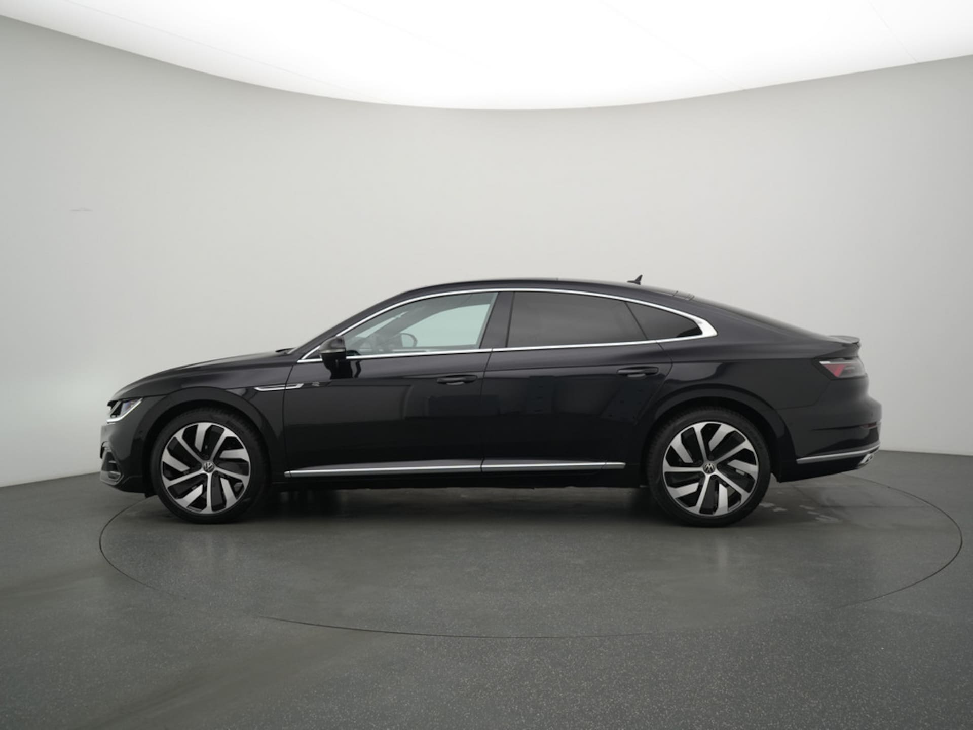 Volkswagen Arteon R-Line