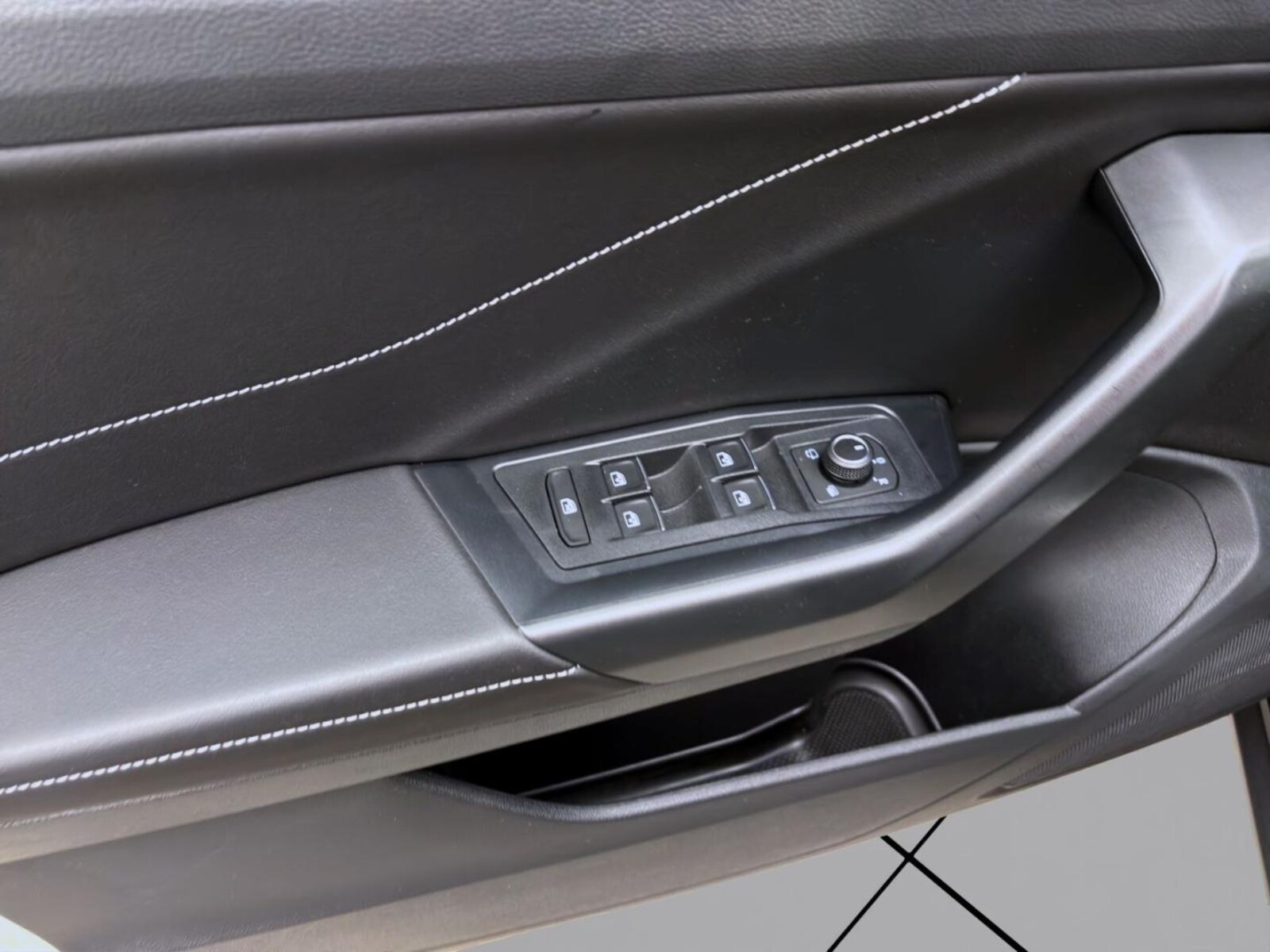 Volkswagen T-Roc – Bild 11