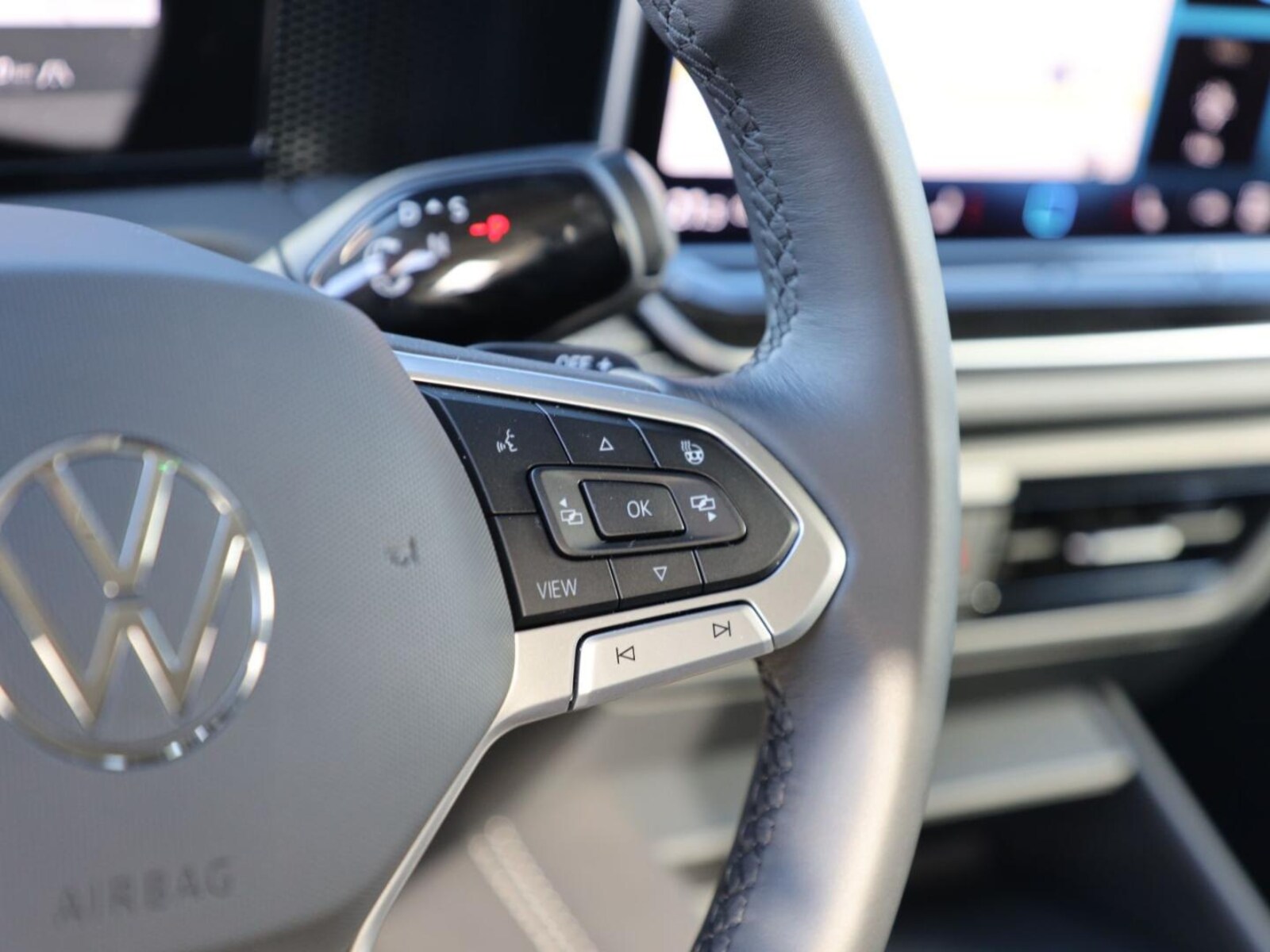 Volkswagen Tiguan – Bild 15