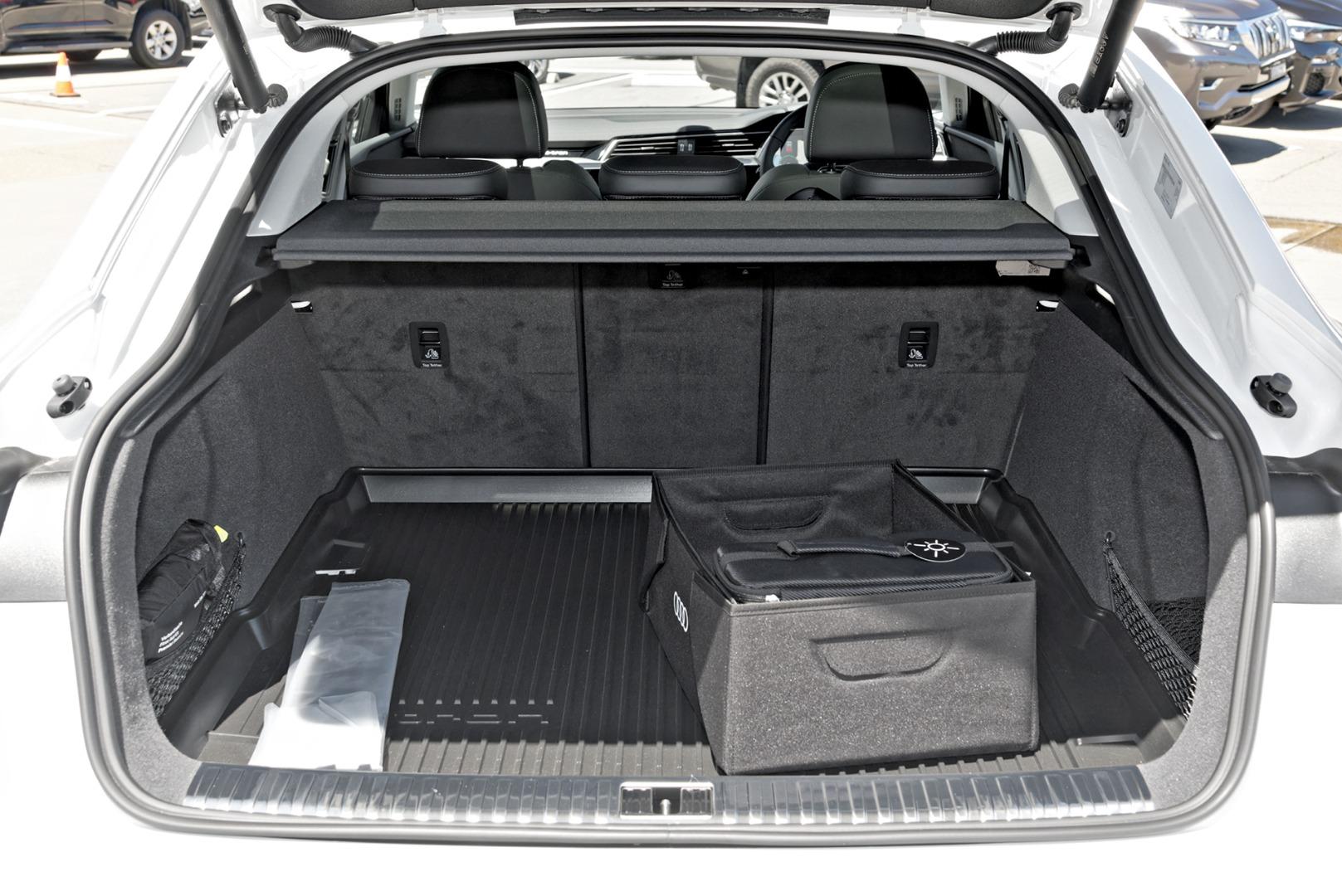 Audi Q8 Sportback e-tron