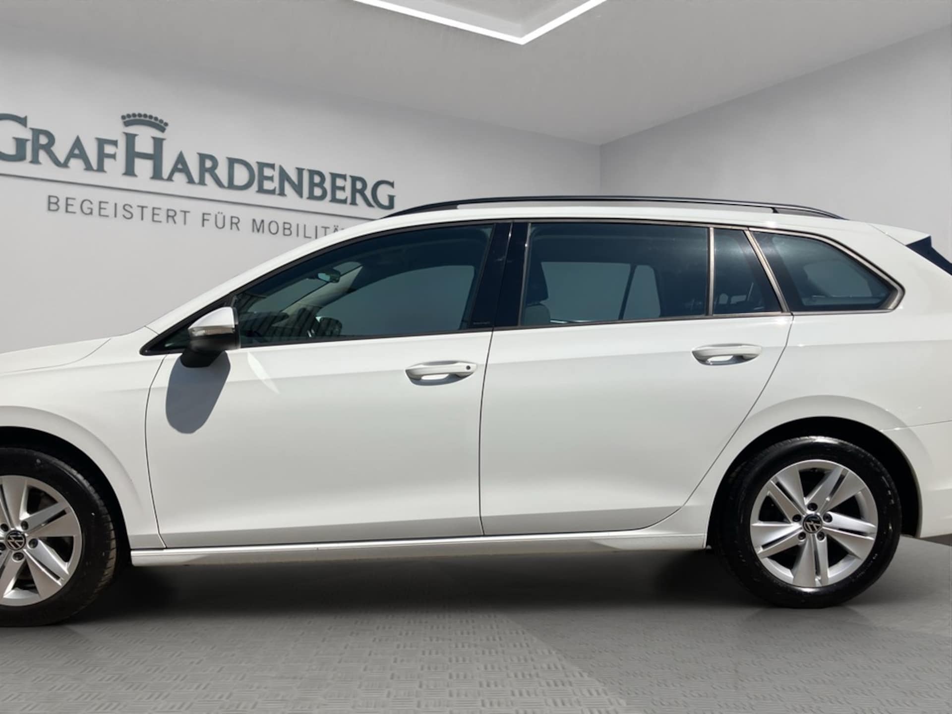 Volkswagen Golf Variant Life
