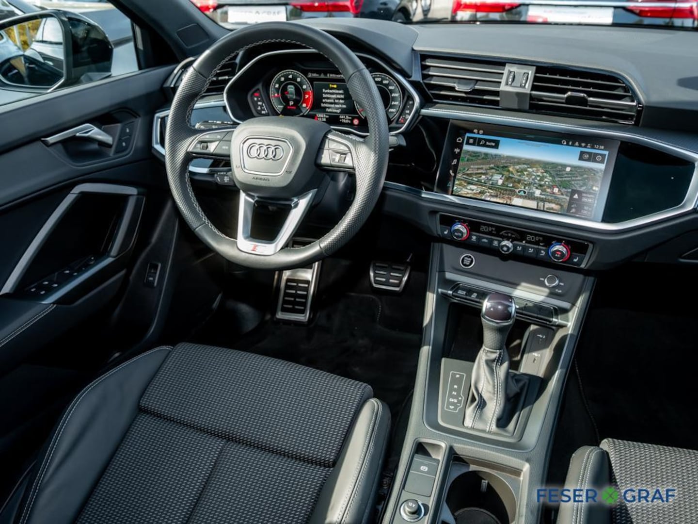 Bild über Audi Q3 Sportback S line 35 TFSI S tronic - für weitere Informationen kontaktieren Sie den Audi Partner