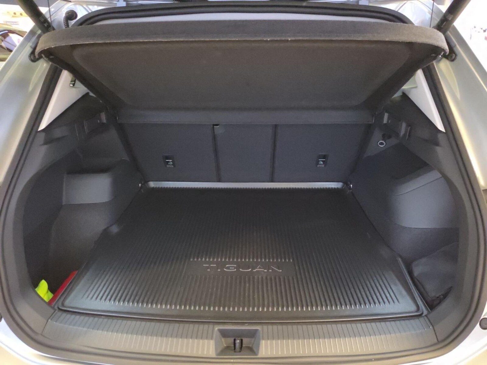 Volkswagen Tiguan – Bild 13