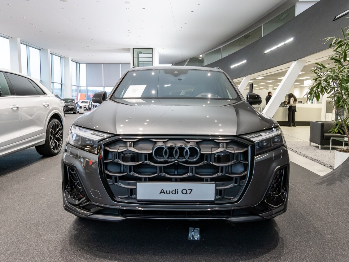 Image about Audi Q7 SUV S line 50 TDI quattro tiptronic