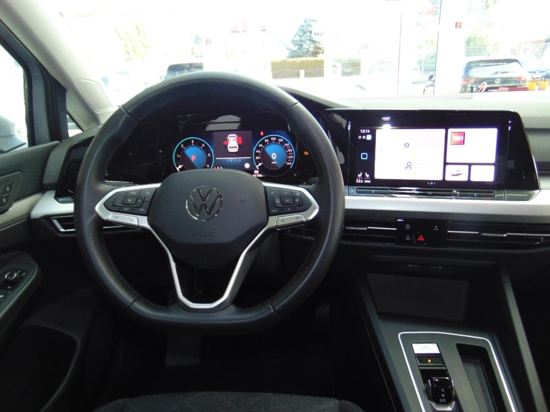 Volkswagen Golf Life
