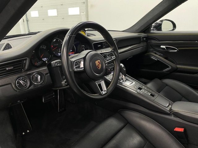2019 Porsche 911 Turbo Cabriolet