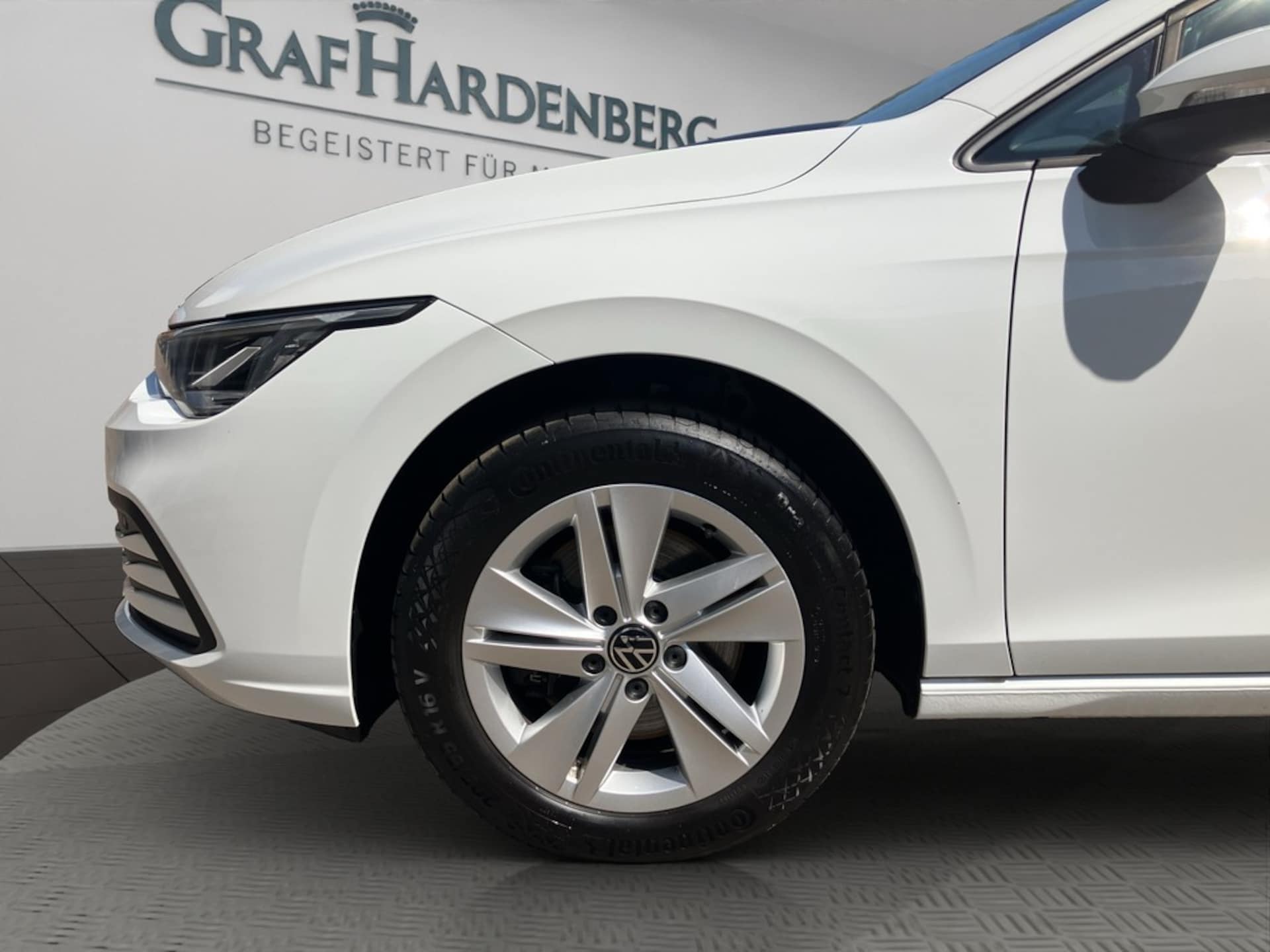 Volkswagen Golf Variant Life