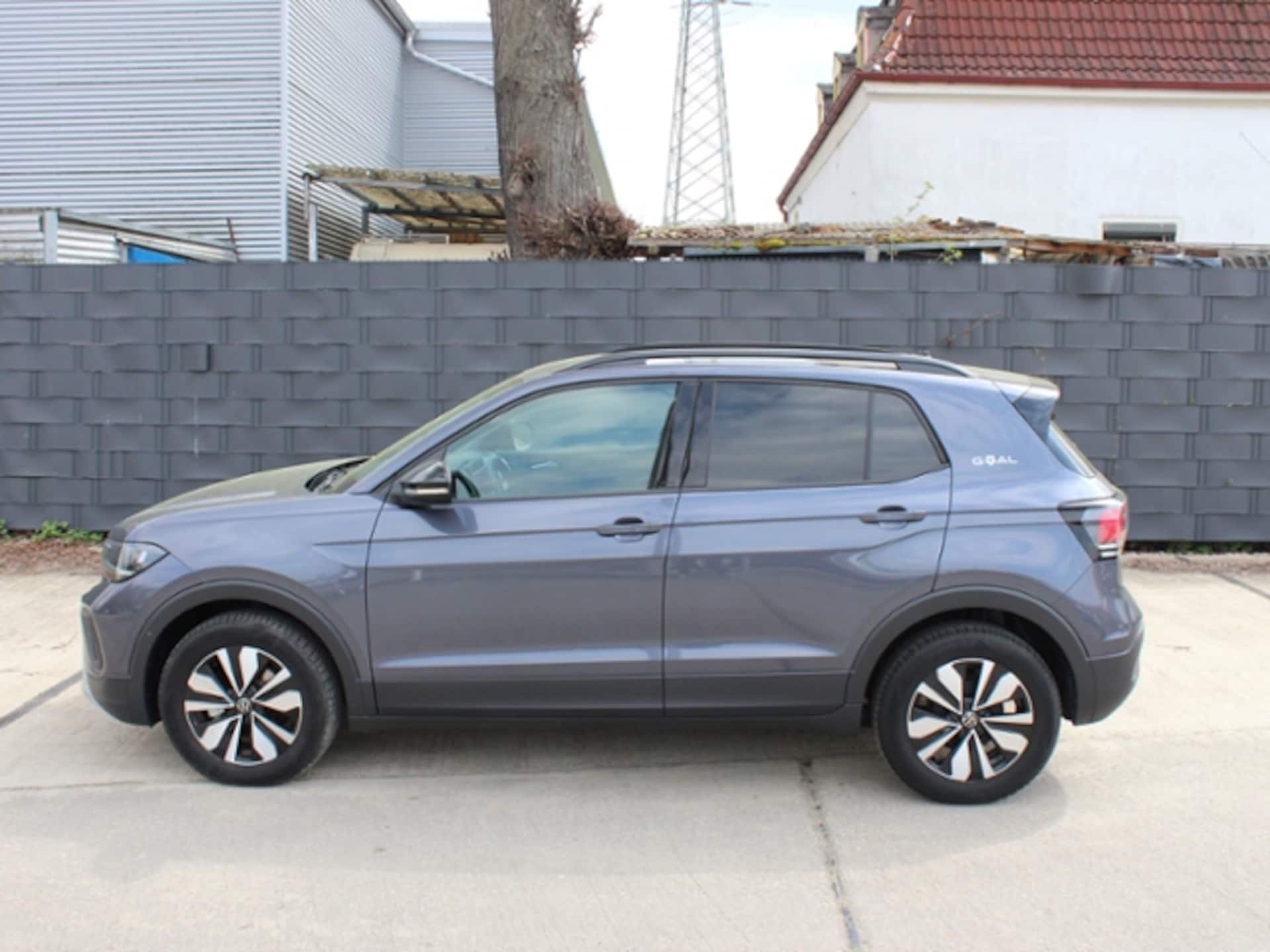 Volkswagen T-Cross Life