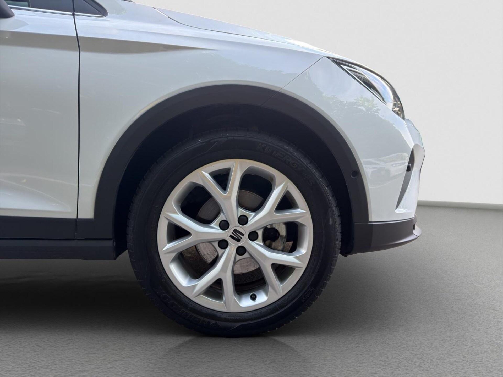 SEAT Arona FR