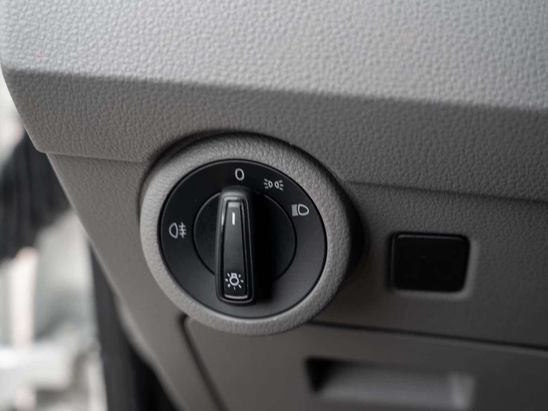 Volkswagen T6.1 Transporter Kasten langer Radstand