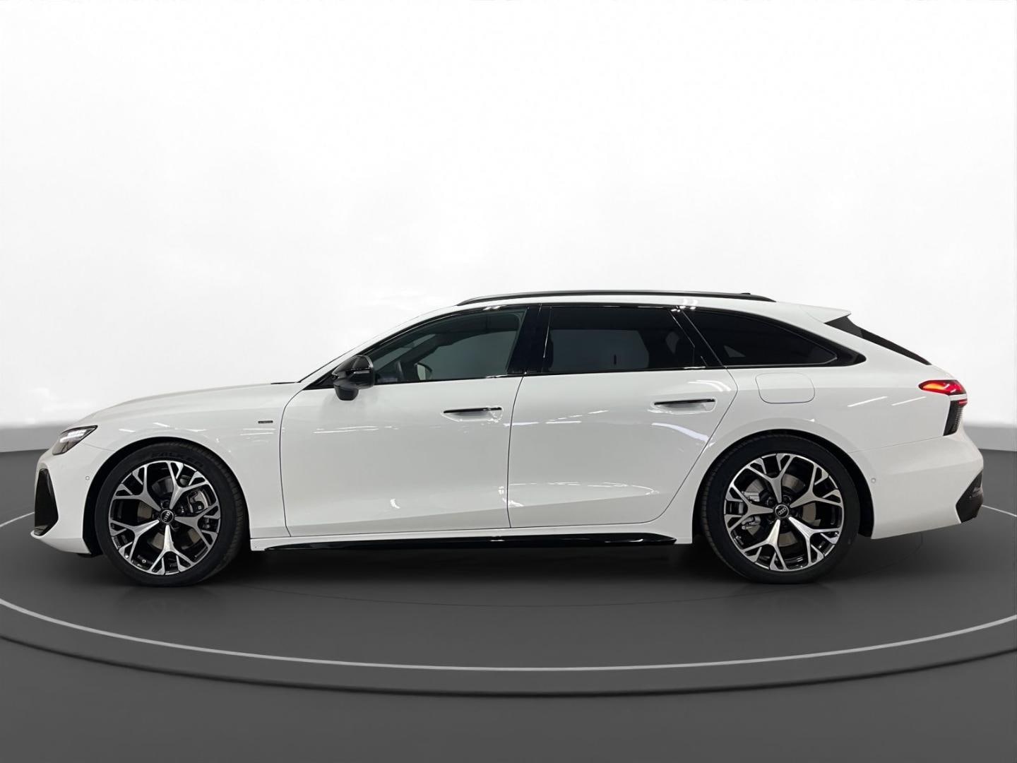 Bild über Audi A6 Avant e-hybrid e-hybrid quattro 220 kW S tronic - für weitere Informationen kontaktieren Sie den Audi Partner