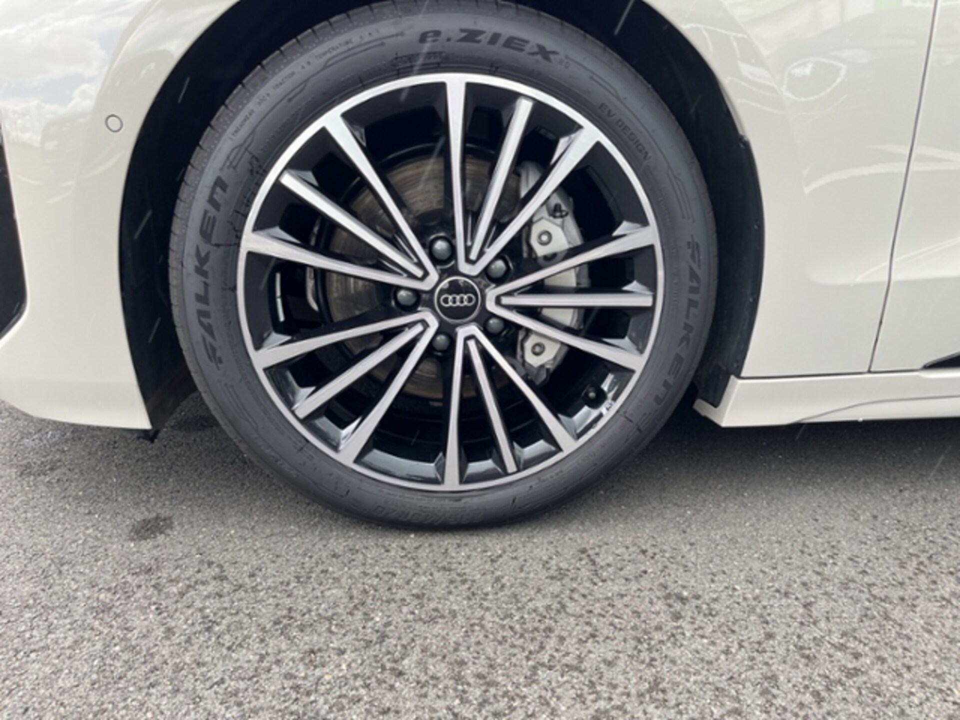 Audi A6 Avant e-tron
