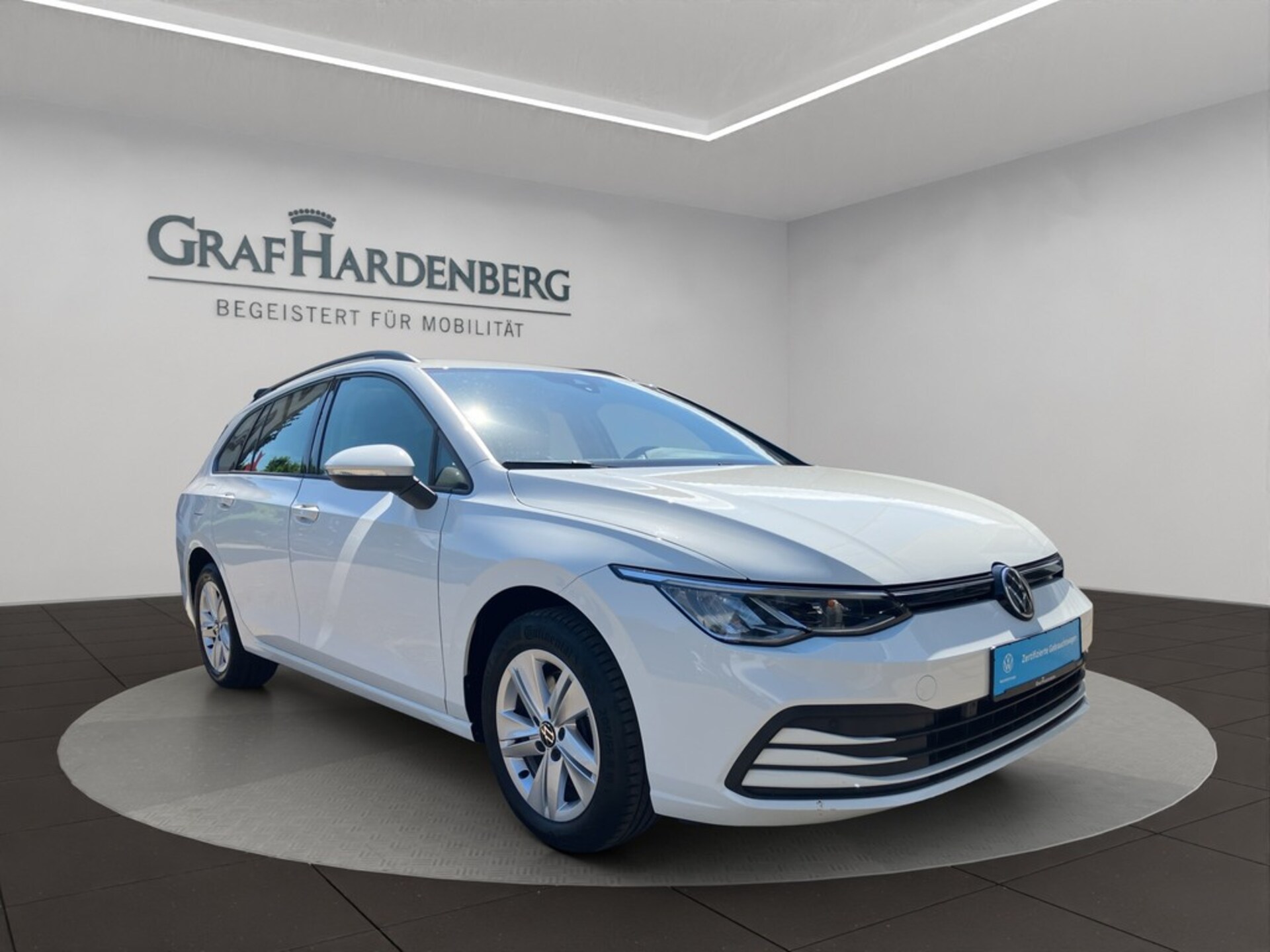 Volkswagen Golf Variant Life