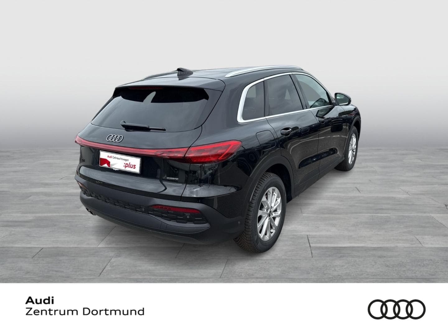 Bild über Audi Q5 SUV TDI quattro 150 kW S tronic - für weitere Informationen kontaktieren Sie den Audi Partner