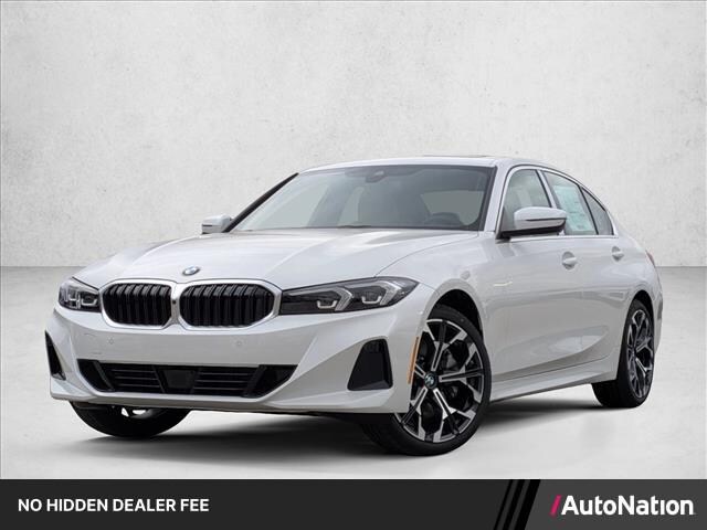 Photo of 2026 BMW 330i