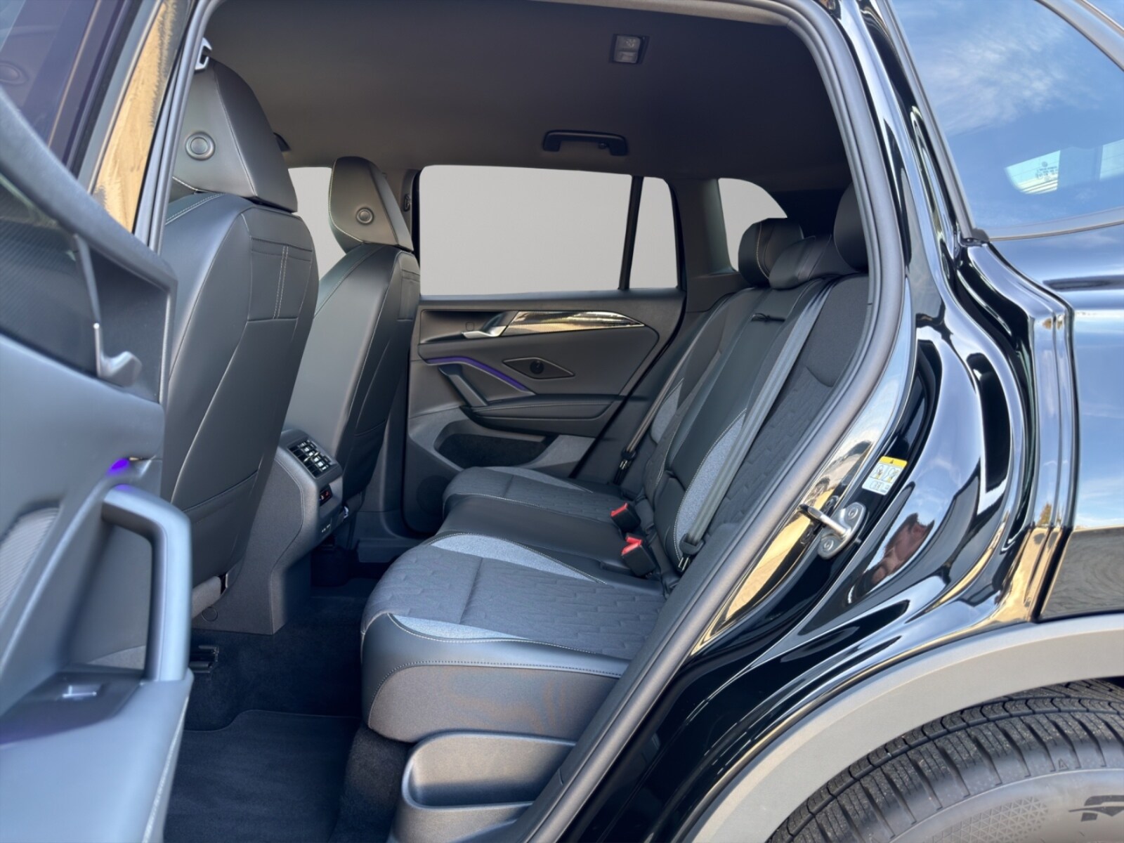 Volkswagen Tiguan – Bild 12