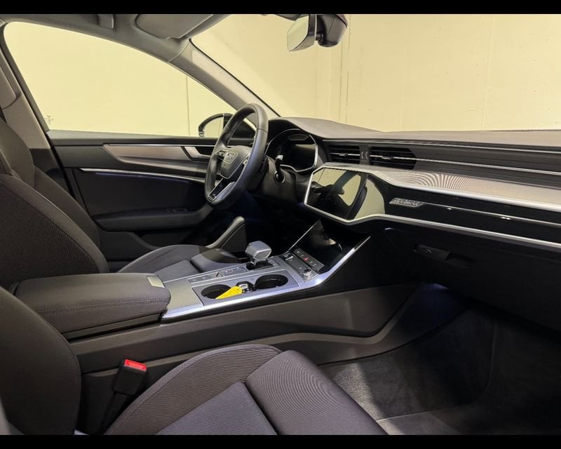 Immagine di Audi A6 Avant S line edition 40 TDI quattro 150 kW (204 CV) S tronic - Vista: for more details contact your dealer