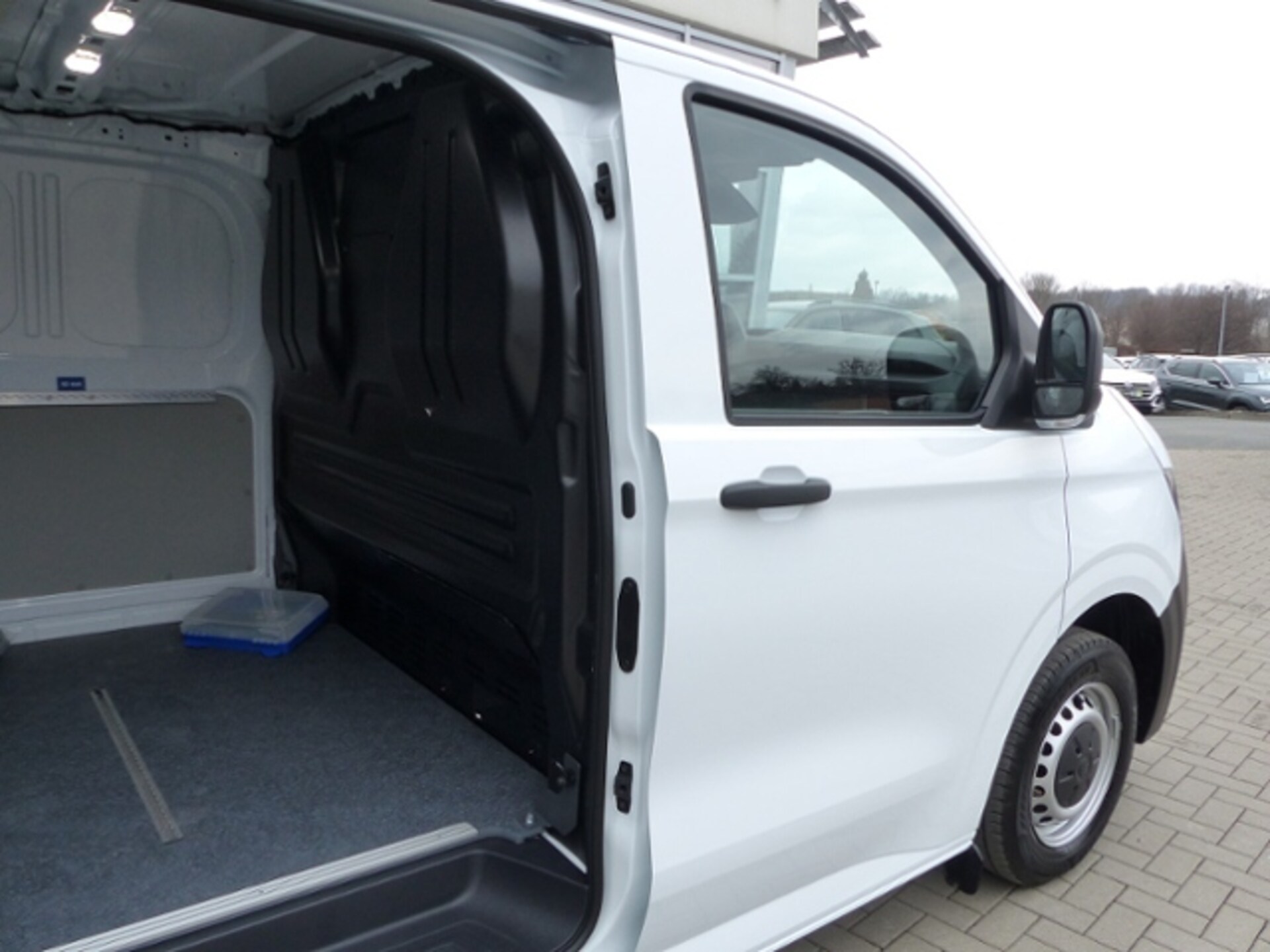 Volkswagen Transporter Kasten kurzer Radstand