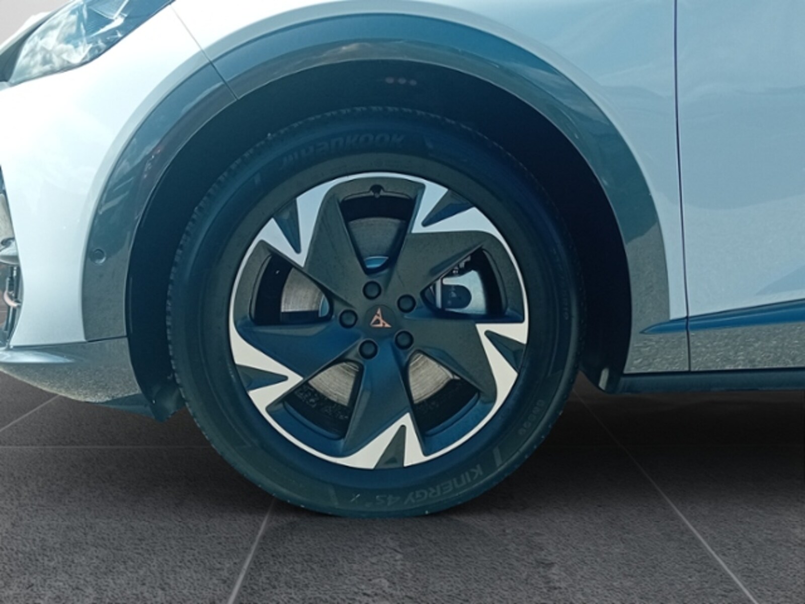 CUPRA Tavascan – Bild 21
