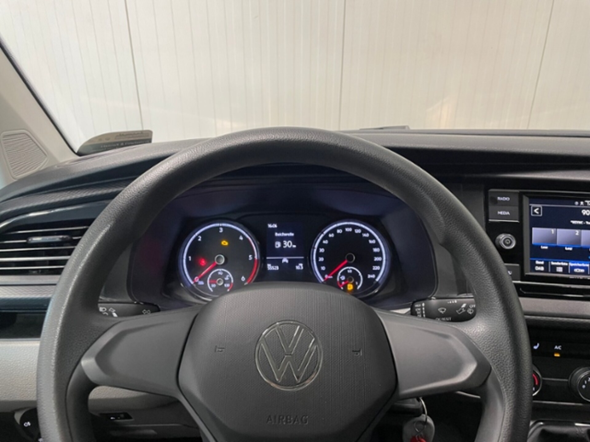 Volkswagen T6.1 Transporter Kasten kurzer Radstand