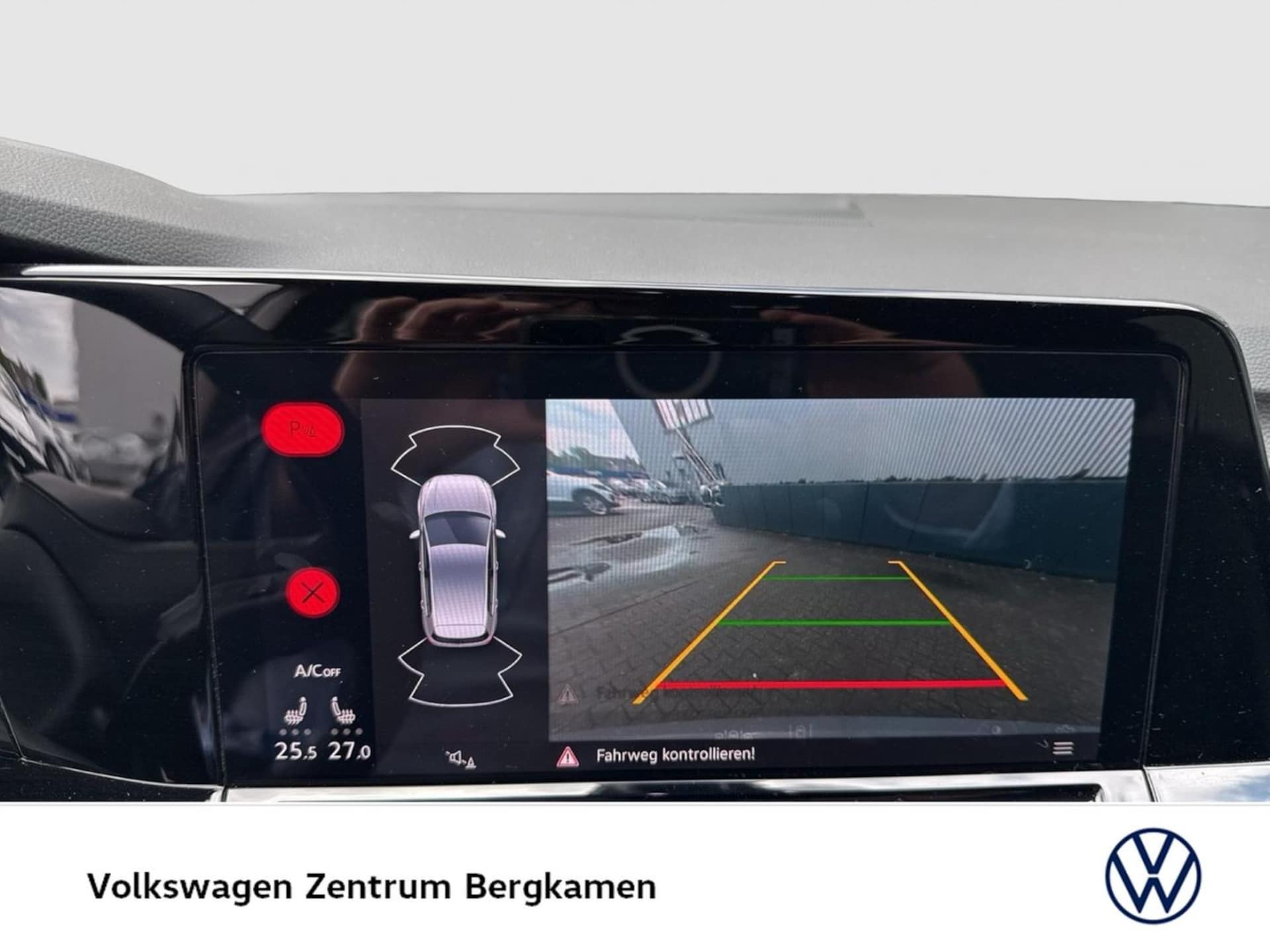 Volkswagen Golf Style