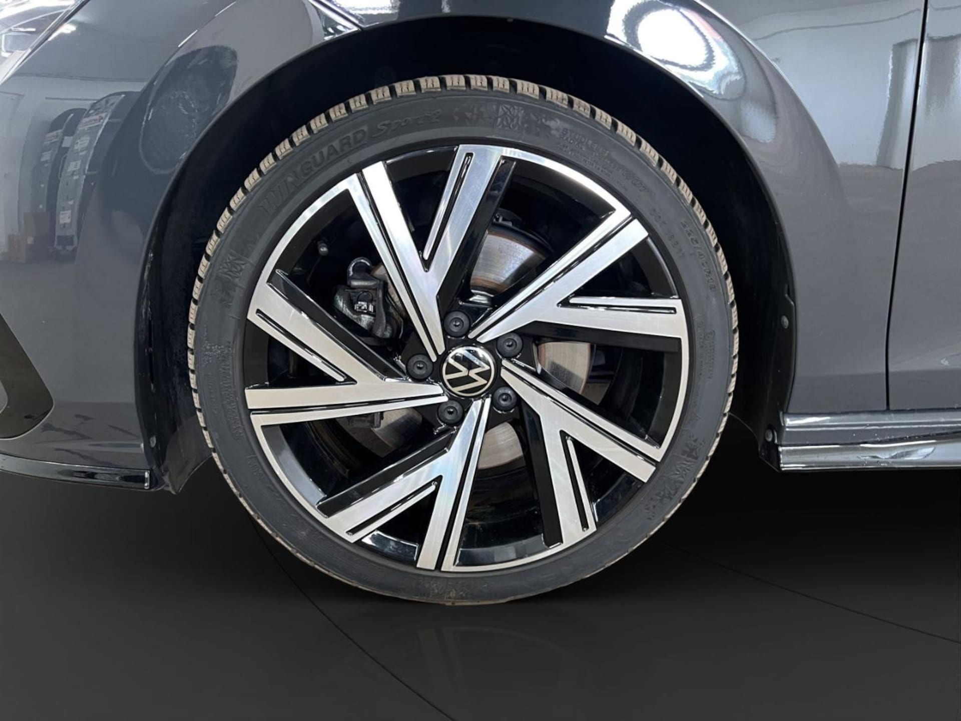 Volkswagen Golf R-Line