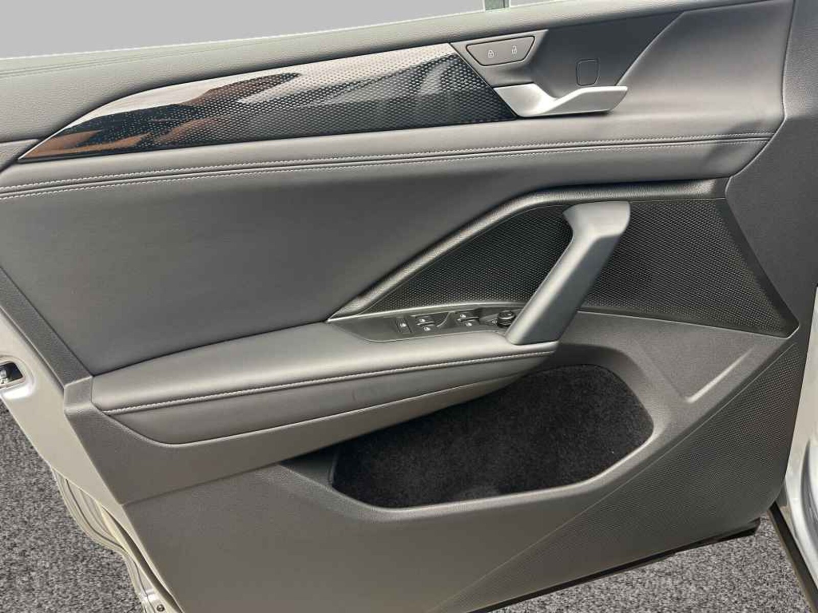 Volkswagen Tiguan – Bild 11