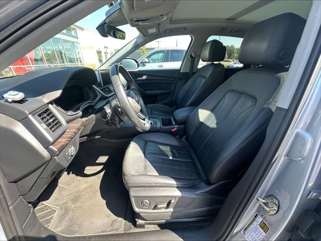 Used 2018 Audi Q5 Premium Plus with VIN WA1BNAFY7J2188593 for sale in Minneapolis, Minnesota