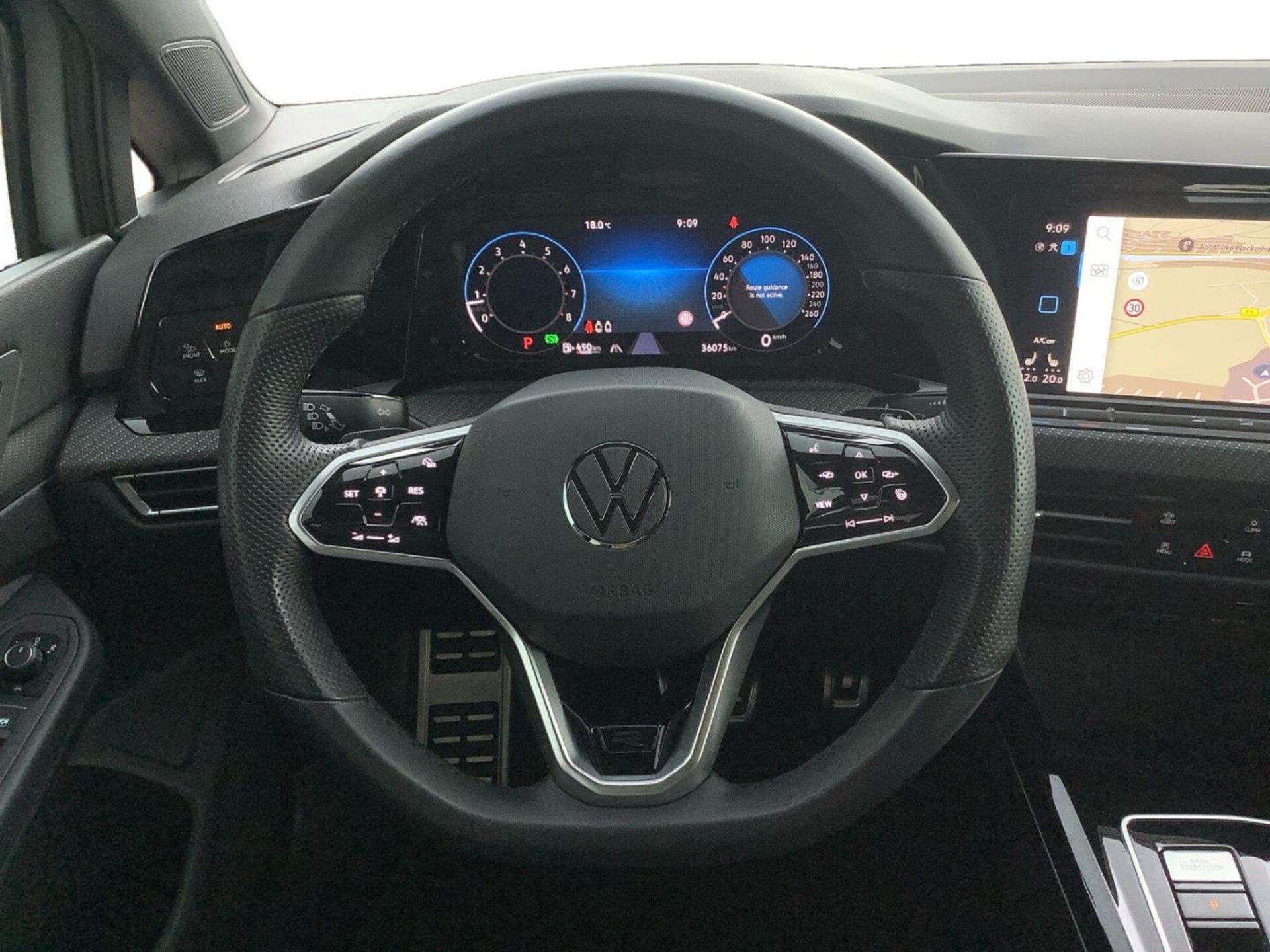 Volkswagen Golf R-Line