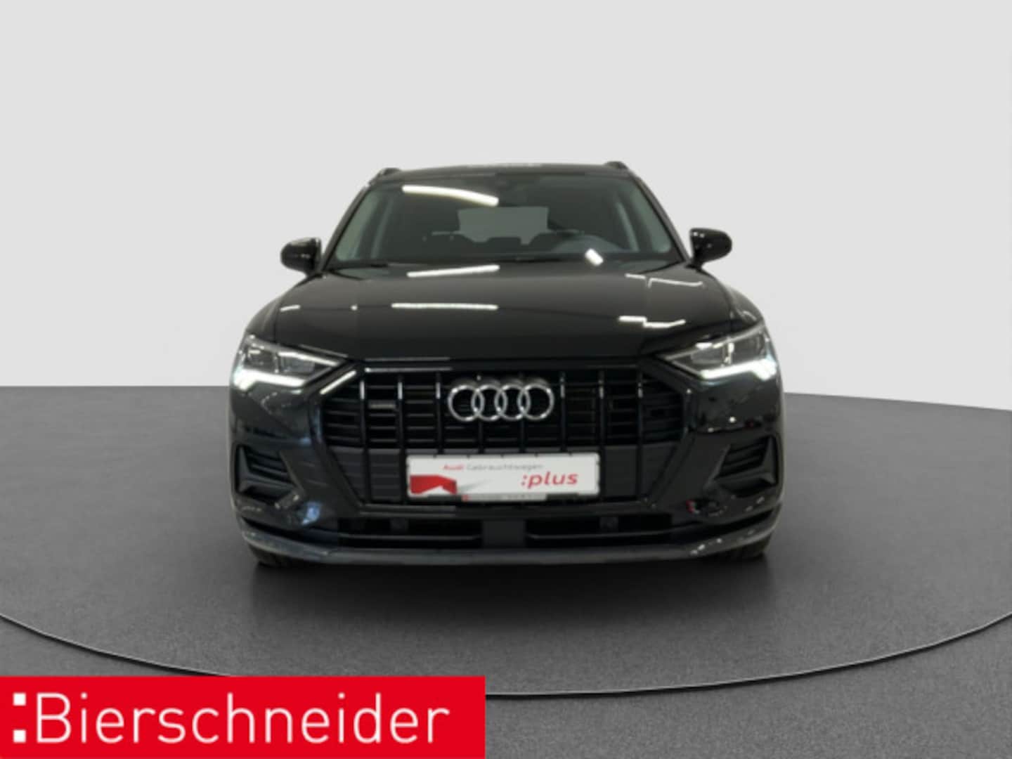 Bild über Audi Q3 TFSI quattro 140 kW S tronic - für weitere Informationen kontaktieren Sie den Audi Partner