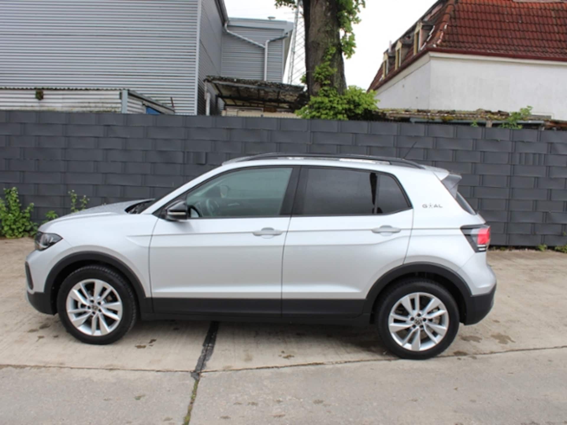 Volkswagen T-Cross Life