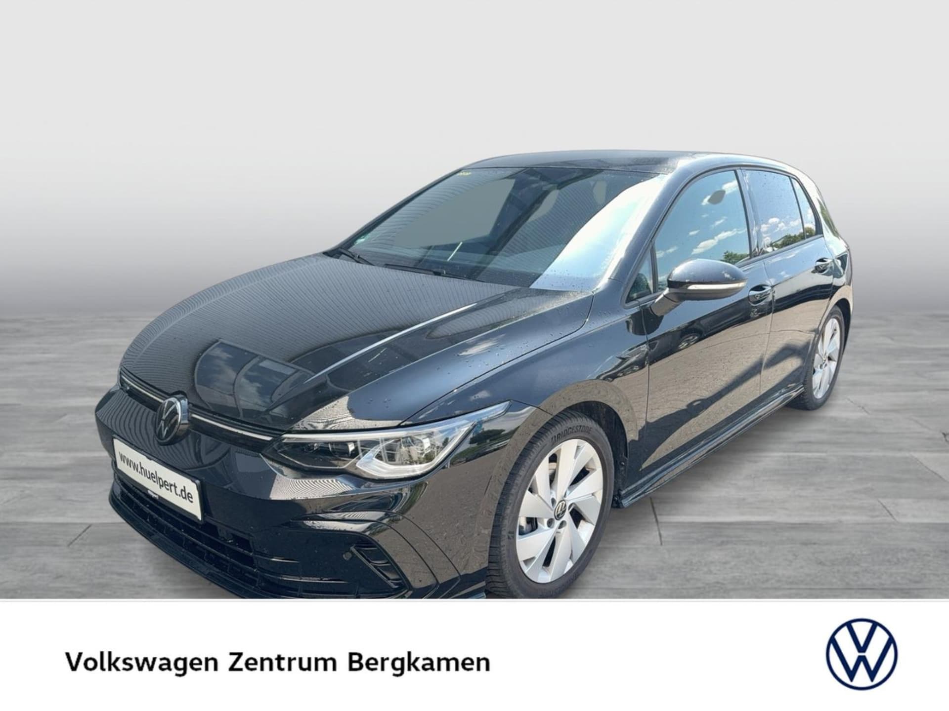 Volkswagen Golf R-Line
