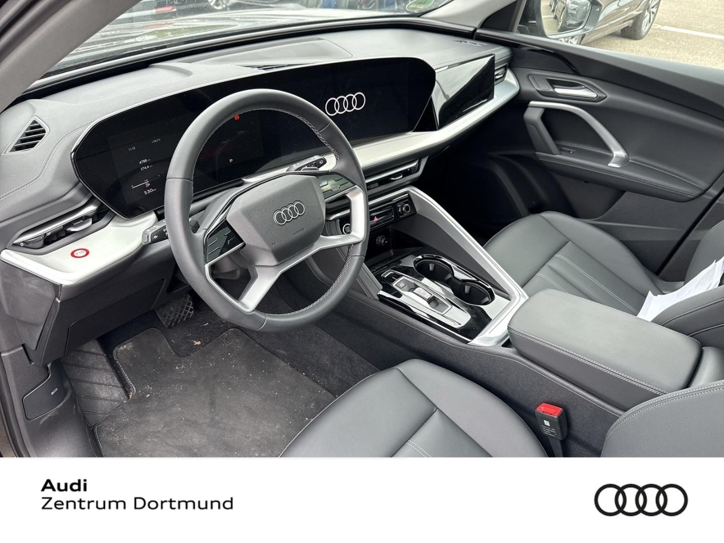 Bild über Audi Q5 SUV TDI quattro 150 kW S tronic - für weitere Informationen kontaktieren Sie den Audi Partner